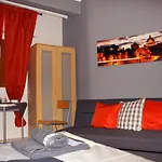 Amazing Studio Next To Center 10 Minutes Walk No1